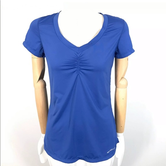 Merrell V-neck Select Wick T-Shirt Lace Detail - Picture 2 of 9